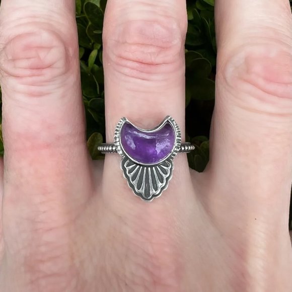 Aquarius Moon… Sterling silver amethyst ring - Picture 1 of 2